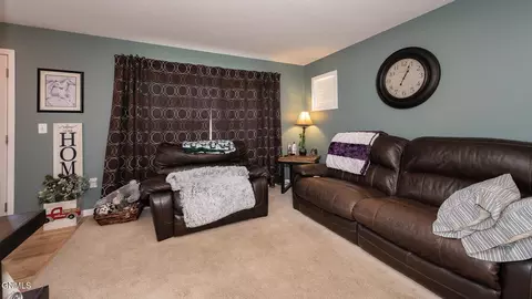5637 Copper Pt, Bismarck, ND 58504 photo 3
