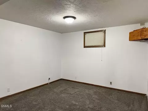 Bedroom - 2609 Skyway Ct, Williston, ND 58801 photo 2 of 2