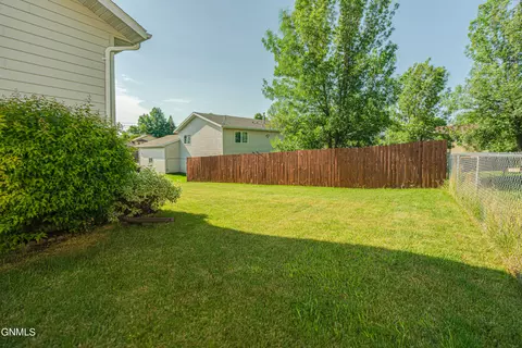 Exterior - 2225 E Capitol Ave, Bismarck, ND 58501 photo 7 of 13