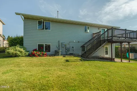 Exterior - 2225 E Capitol Ave, Bismarck, ND 58501 photo 9 of 13