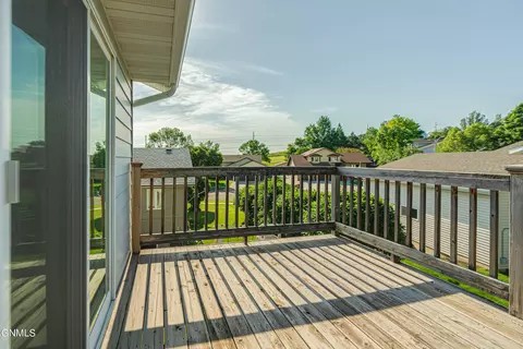 Exterior - 2225 E Capitol Ave, Bismarck, ND 58501 photo 12 of 13