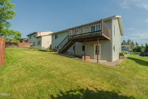 Exterior - 2225 E Capitol Ave, Bismarck, ND 58501 photo 10 of 13