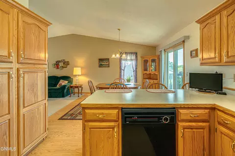 Kitchen - 2225 E Capitol Ave, Bismarck, ND 58501 photo 5 of 5