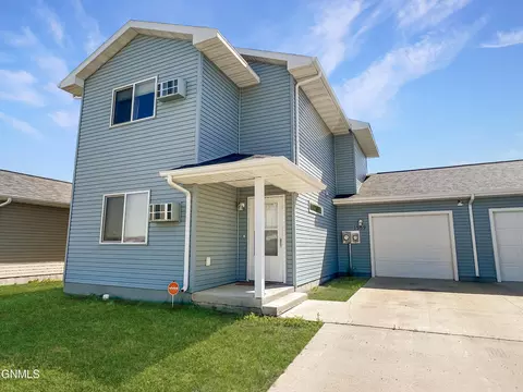 Exterior - 1569 47th Loop SE, Minot, ND 58701 photo 2 of 5