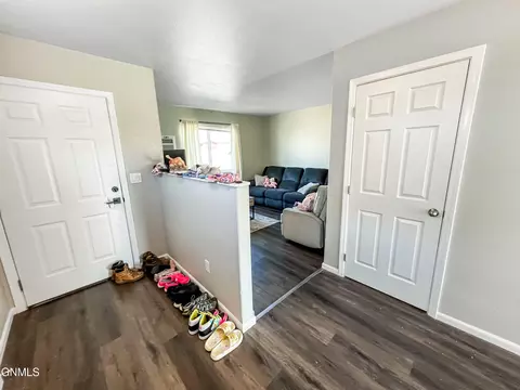 Entry Way - 1569 47th Loop SE, Minot, ND 58701 photo 1 of 2