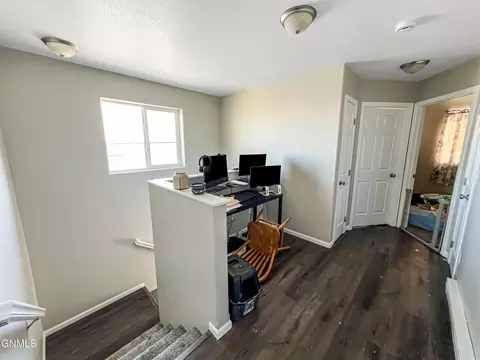 Entry Way - 1569 47th Loop SE, Minot, ND 58701 photo 2 of 2