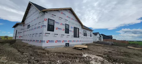 2909 44th Ave W, Williston, ND 58801 photo 3