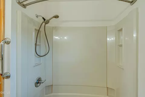 Bath - 2202 E Rosser Ave, Bismarck, ND 58501 photo 2 of 9