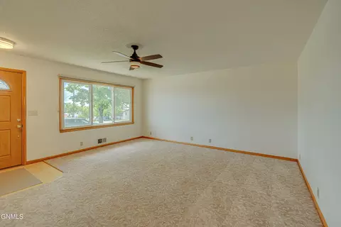 Living - 2202 E Rosser Ave, Bismarck, ND 58501 photo 1 of 6