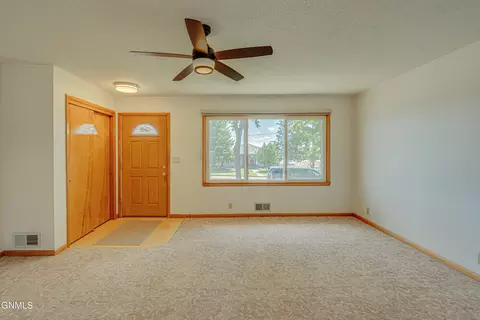 Living - 2202 E Rosser Ave, Bismarck, ND 58501 photo 2 of 6