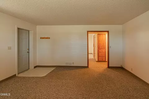 Living - 2202 E Rosser Ave, Bismarck, ND 58501 photo 6 of 6
