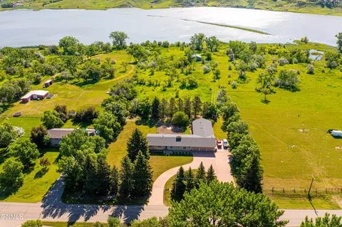3118 13th Ave E, Williston, ND 58801 photo 7