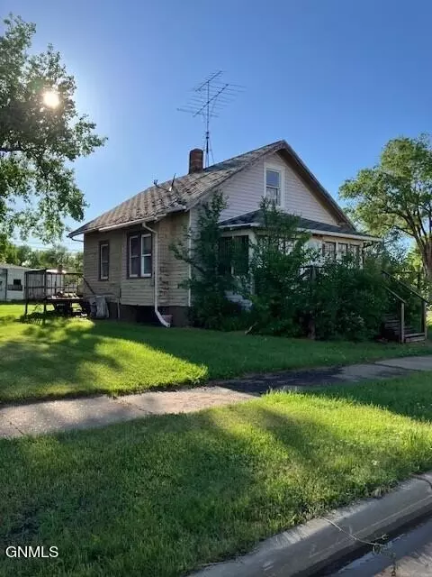 127 Elm St, Hebron, ND 58638