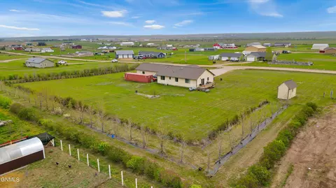 View/Area - 5709 Liberty Ln, Williston, ND 58801 photo 3 of 4