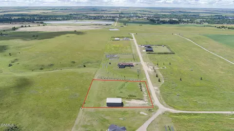 674 Harmony Lp, Hazen, ND 58545 photo 17
