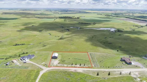 674 Harmony Lp, Hazen, ND 58545