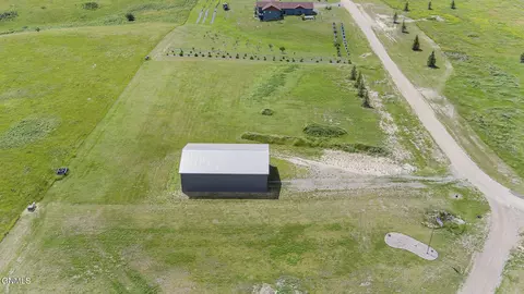 674 Harmony Lp, Hazen, ND 58545 photo 11