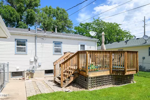 2531 B Ave E, Bismarck, ND 58501 photo 17