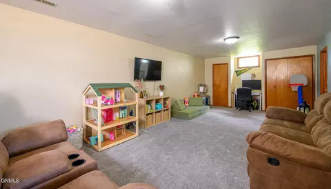 2531 B Ave E, Bismarck, ND 58501 photo 11