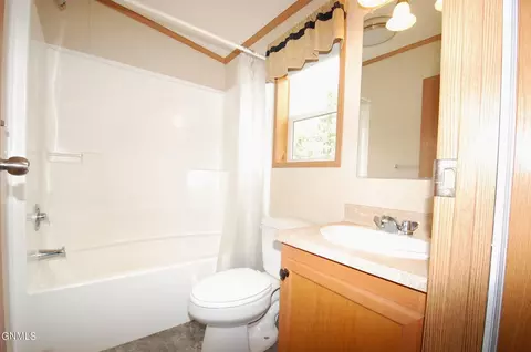 17 E 3rd St E, Fairview, MT 59221 photo 13