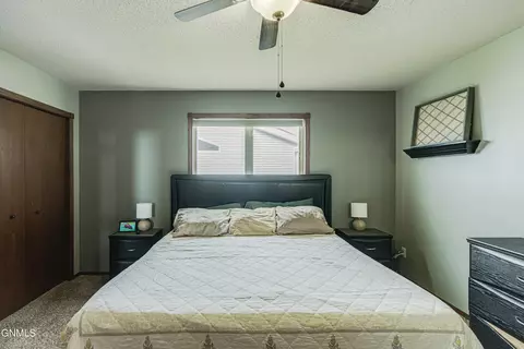 Bedroom - 4819 Calgary Ave E, Bismarck, ND 58503 photo 2 of 8
