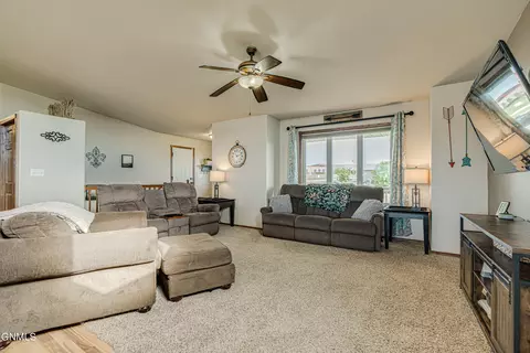 Living - 4819 Calgary Ave E, Bismarck, ND 58503 photo 5 of 5