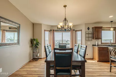 Dining - 4819 Calgary Ave E, Bismarck, ND 58503 photo 2 of 3