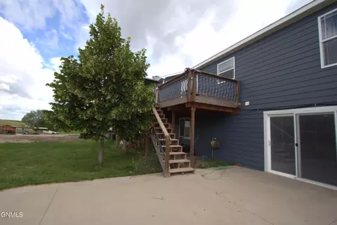 5042 133rd Ave NW, Williston, ND 58801 photo 8