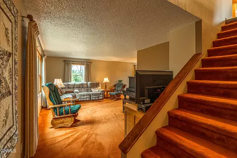Living - 3105 Dublin Dr, Bismarck, ND 58503 photo 5 of 5