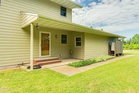 Exterior - 3105 Dublin Dr, Bismarck, ND 58503 photo 18 of 22