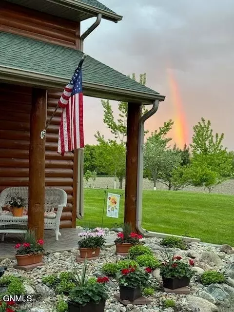 Exterior - 5575 Co Rd 63, Adrian, ND 58472 photo 18 of 22