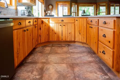 Kitchen - 5575 Co Rd 63, Adrian, ND 58472 photo 5 of 9