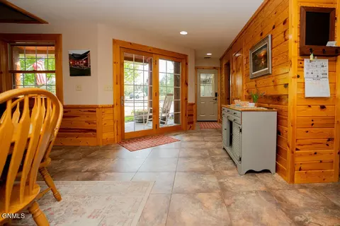 Entry Way - 5575 Co Rd 63, Adrian, ND 58472 photo 1 of 4