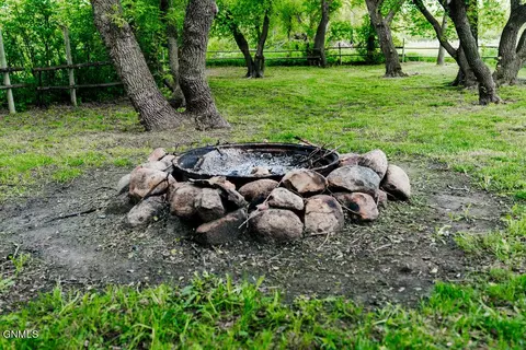 Exterior - 5575 Co Rd 63, Adrian, ND 58472 photo 13 of 22