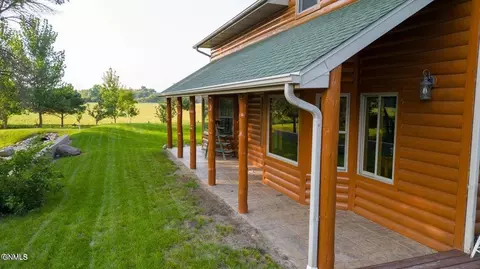 Exterior - 5575 Co Rd 63, Adrian, ND 58472 photo 6 of 22