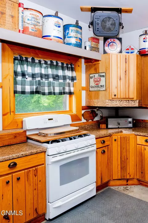 Kitchen - 5575 Co Rd 63, Adrian, ND 58472 photo 9 of 9