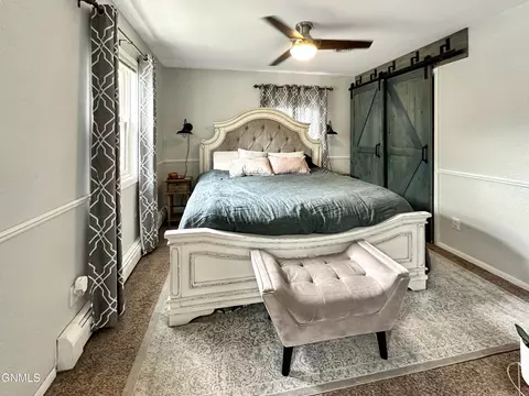 Bedroom - 117 18th St E, Williston, ND 58801 photo 3 of 8