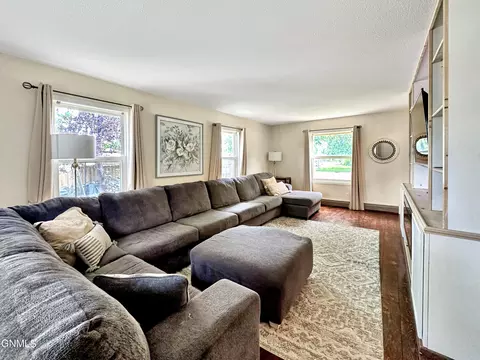 Living - 117 18th St E, Williston, ND 58801 photo 2 of 3