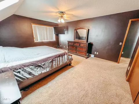 2213 Main Ct, Williston, ND 58801 photo 18