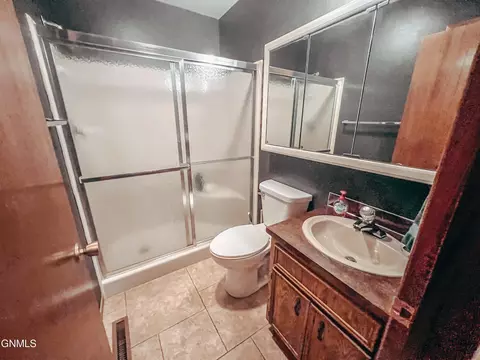 2213 Main Ct, Williston, ND 58801 photo 14