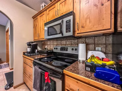 2100 Sundancer Loop SE, Mandan, ND 58554 photo 7
