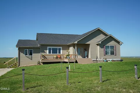 14826 93rd St NE, Baldwin, ND 58521 photo 3