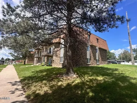 2812 E Rosser Ave, Bismarck, ND 58501 photo 11