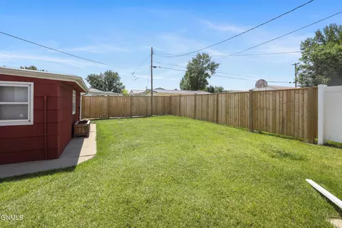 501 12th St W, Williston, ND 58801 photo 29