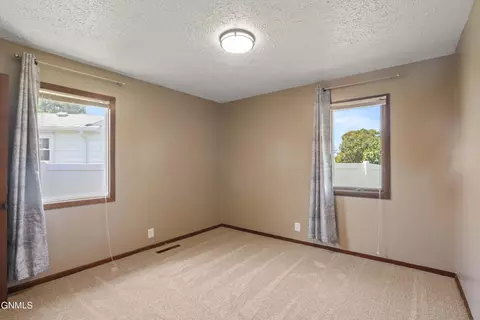 501 12th St W, Williston, ND 58801 photo 16