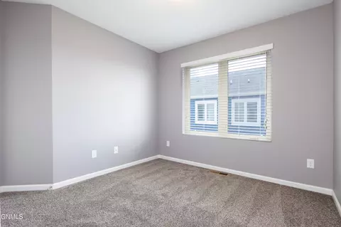 4001 E Calgary Ave, Bismarck, ND 58503 photo 20