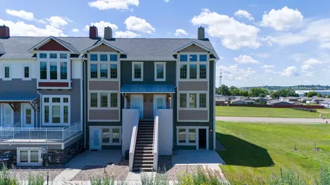 4001 E Calgary Ave, Bismarck, ND 58503
