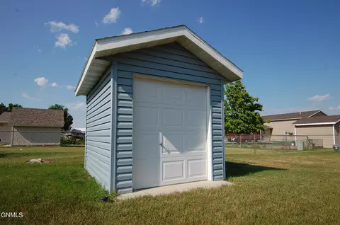 Other - 1102 Safflower Ln, Sidney, MT 59270 photo 6 of 8