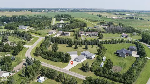 View/Area - 5027 Flatrock Loop, Bismarck, ND 58503 photo 4 of 11
