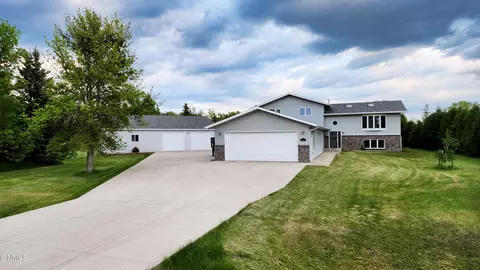 Exterior - 5027 Flatrock Loop, Bismarck, ND 58503 photo 16 of 23